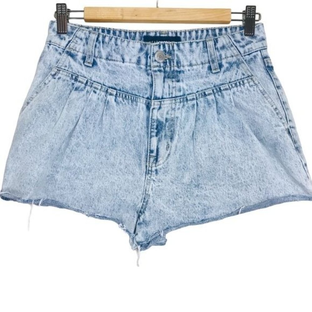 AEROPOSTALE Vintage Wash High Rise Mom Short Size 6